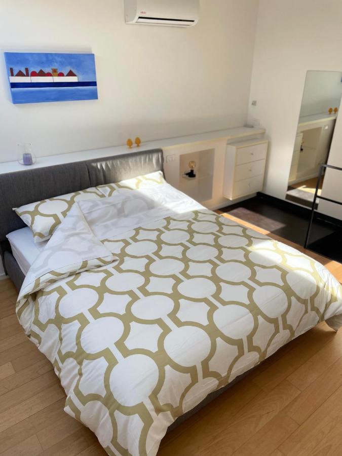Castelloamare Apartment Palermo Bagian luar foto